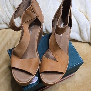 Antelope Women's Brown Wedge Sandals